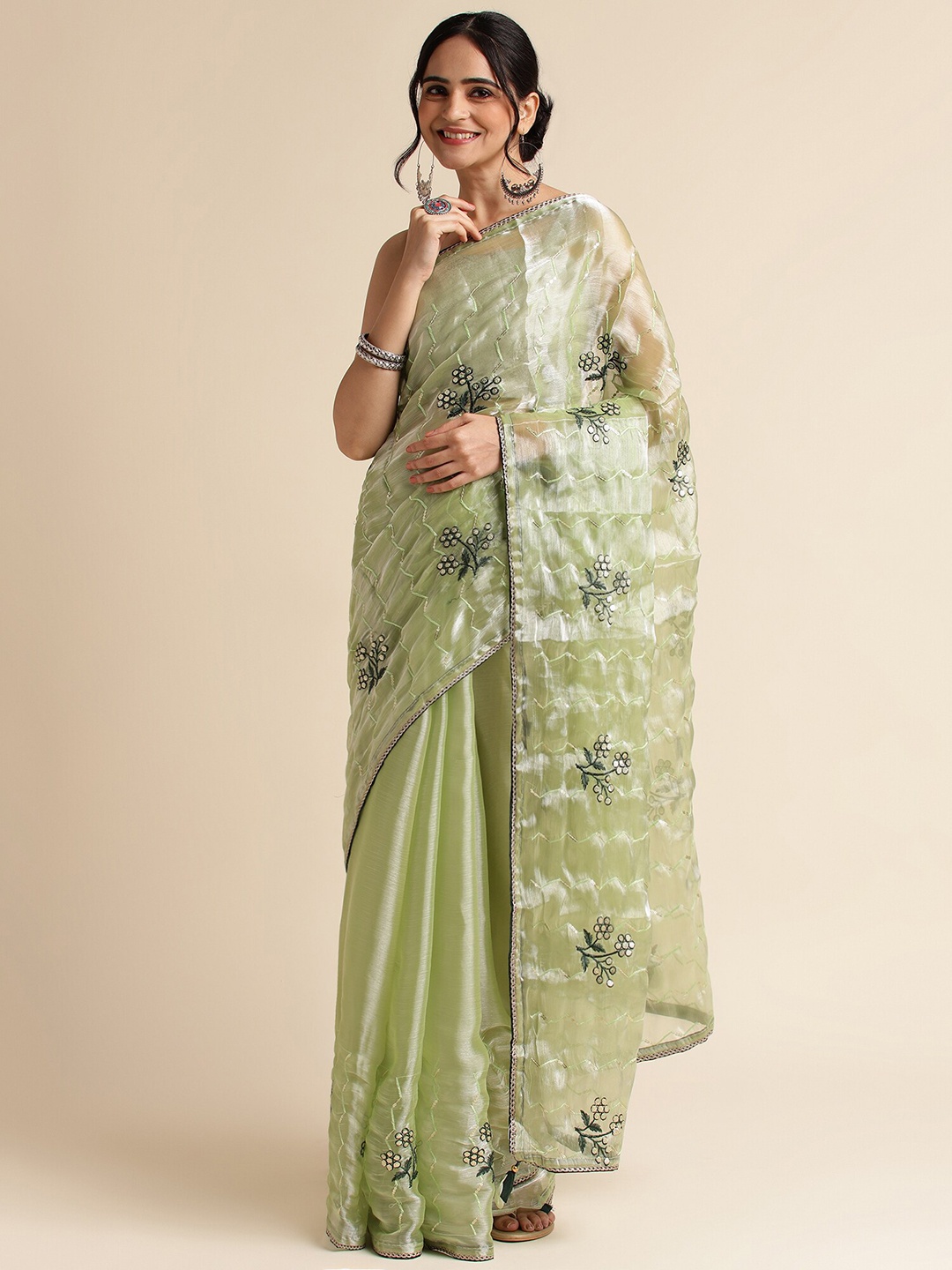 

FABMORA Floral Embrodered Sequinned Organza Saree, Green