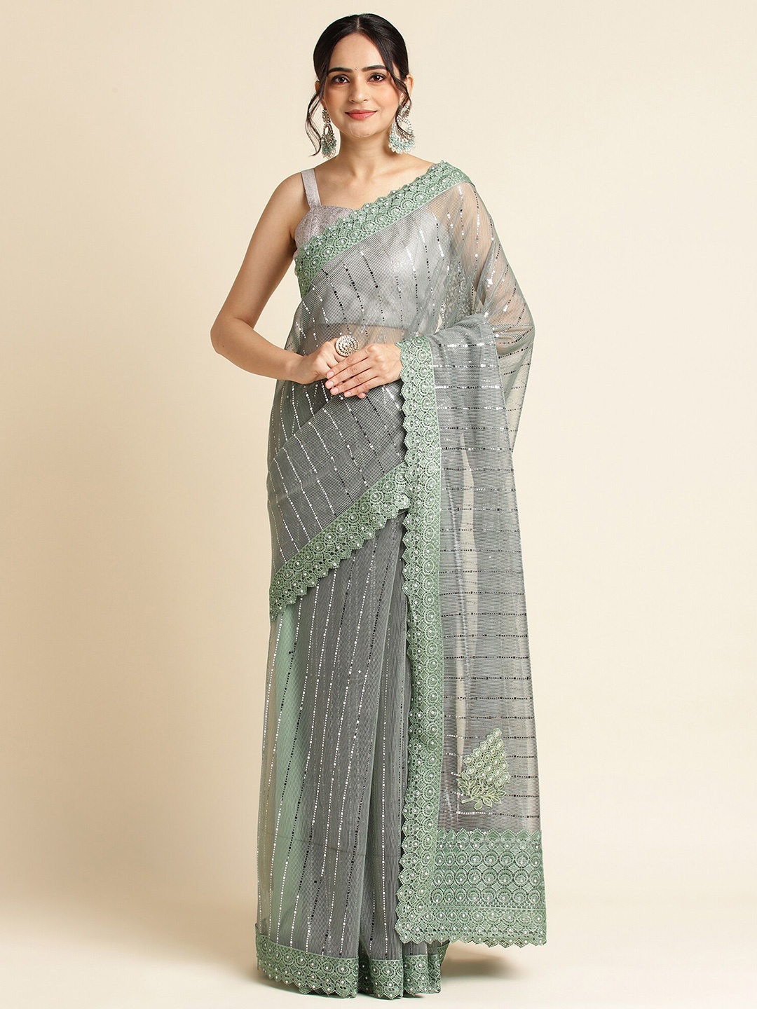 

FABMORA Embellished Sequinned Saree, Green