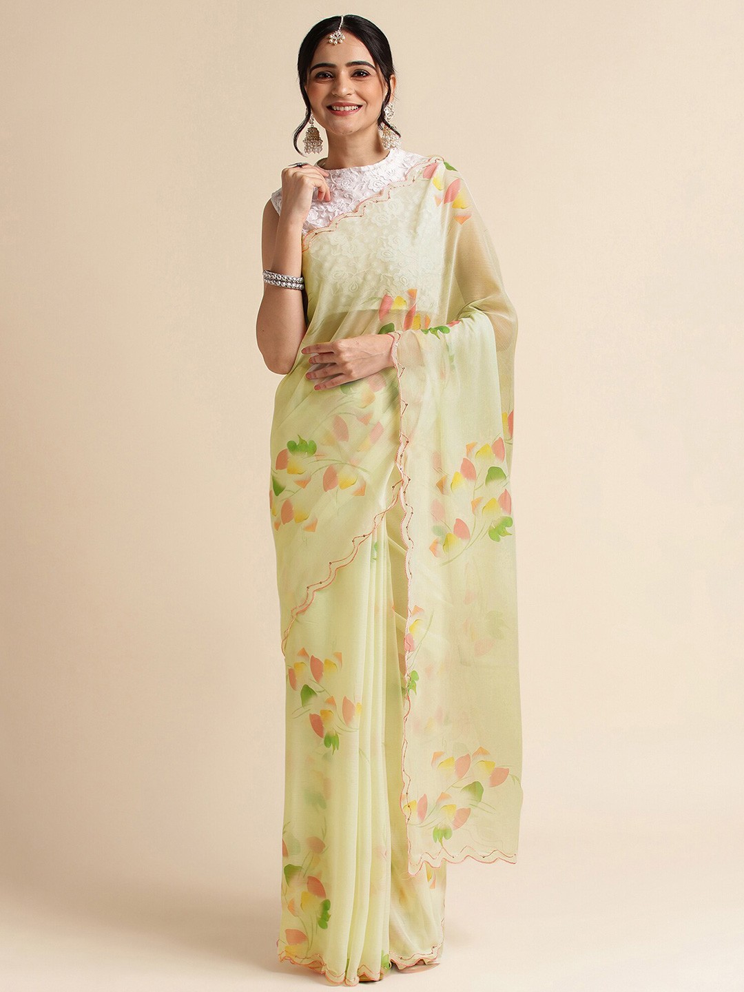 

FABMORA Floral Printed Sequinned Saree, Yellow