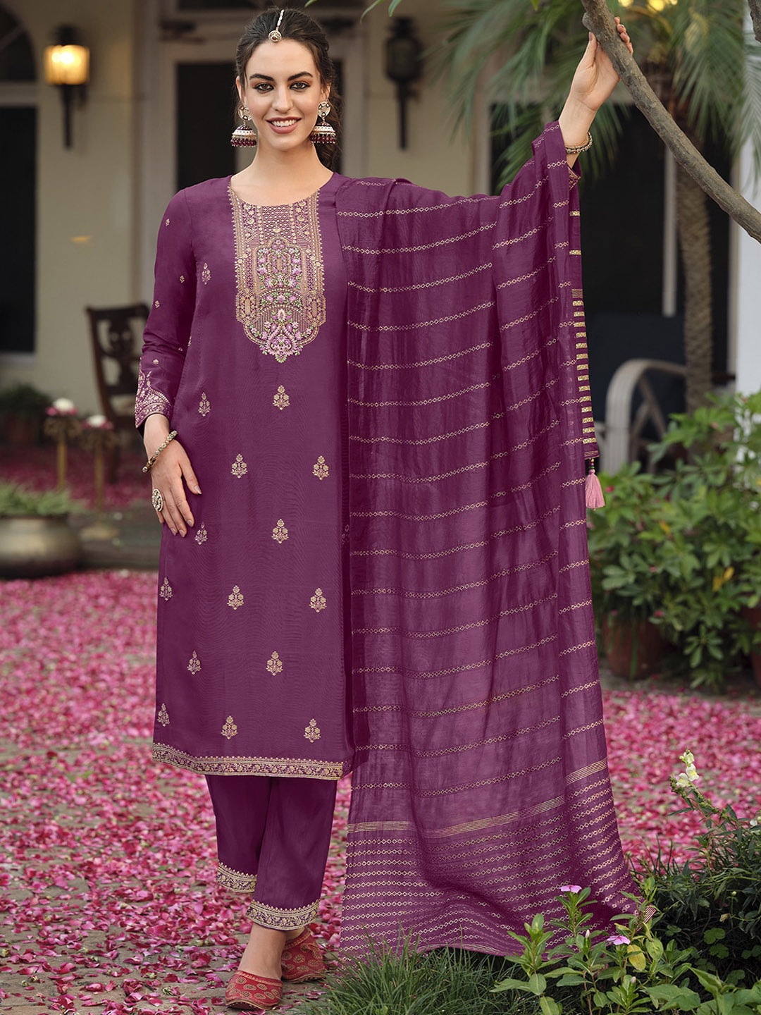 

Indo Era Ethnic Motifs Embroidered Kurta with Trousers & Dupatta, Burgundy