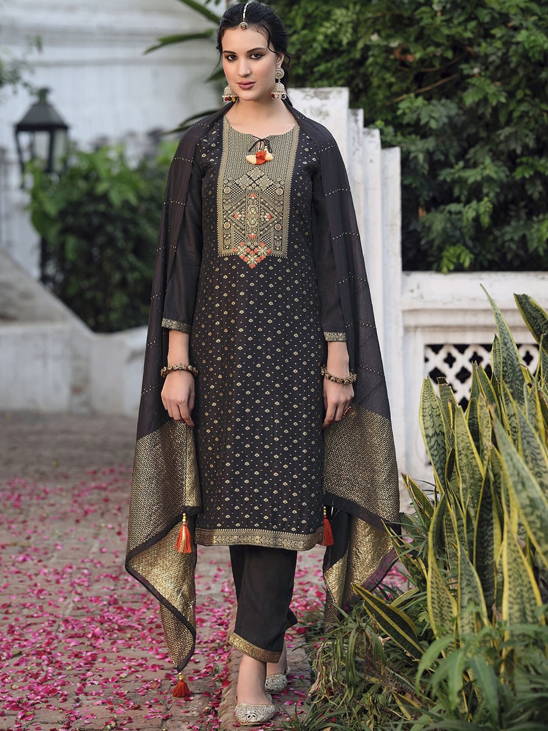 

Indo Era Ethnic Motifs Embroidered Kurta with Trousers & Dupatta, Black