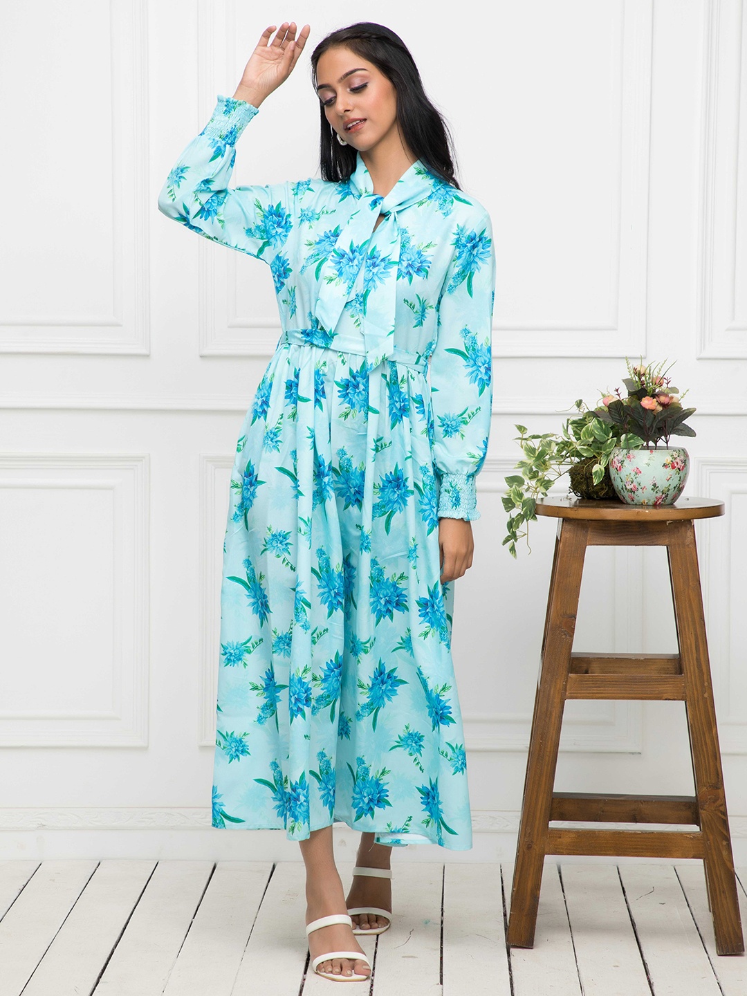 

DressBerry Blue & Green Floral Printed Smocked A-Line Midi Dress