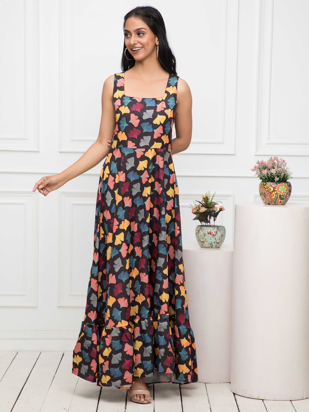 

DressBerry Black Floral Printed Maxi Dress