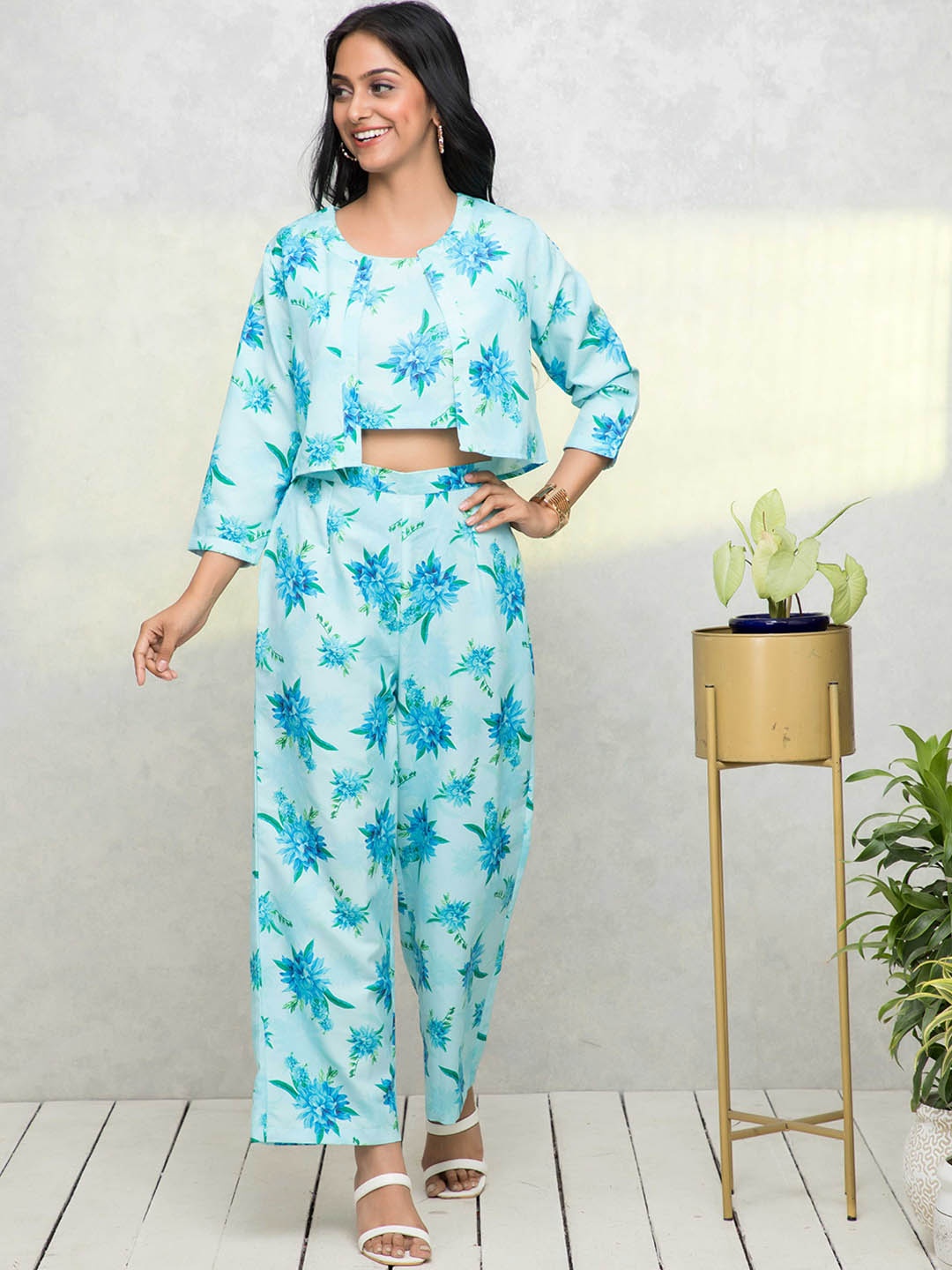 

DressBerry Floral Printed Top & Trouser Co-Ord Set, Blue