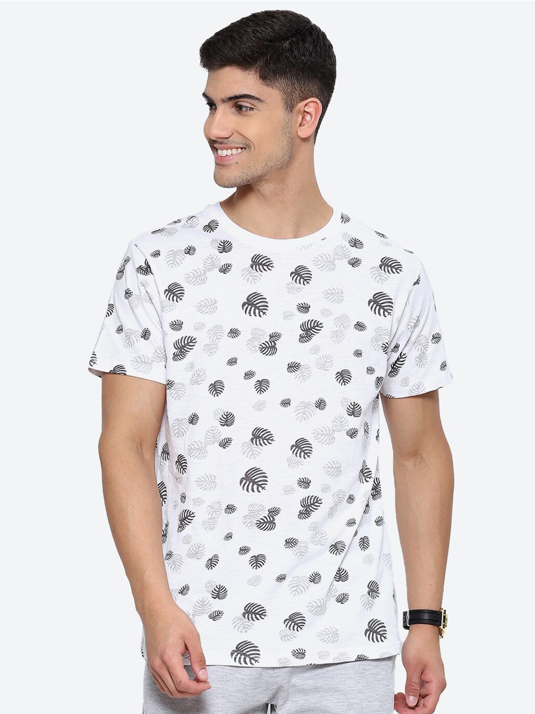 

2Bme Floral Printed Round Neck Cotton T-shirt, White