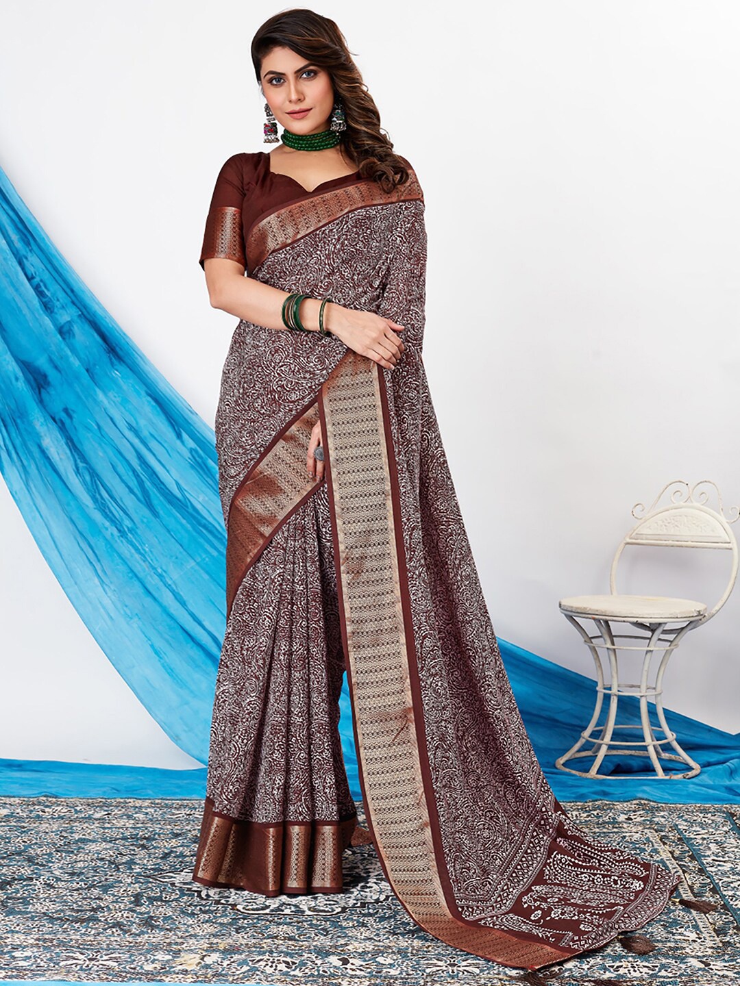 

Saree mall Brown & White Ethnic Motifs Printed Zari Sungudi Sarees