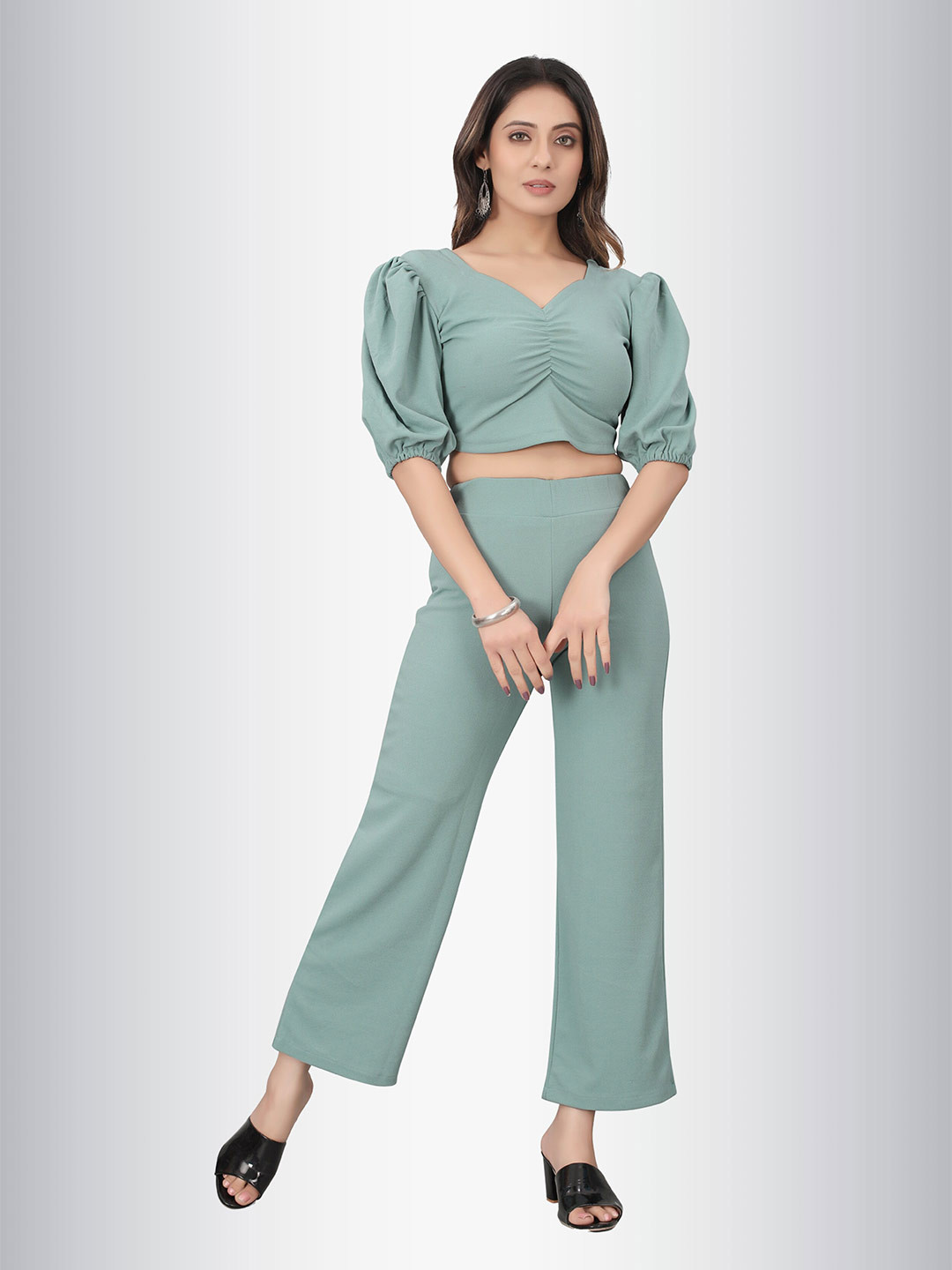 

N N ENTERPRISE V-Neck Puff Sleeves Top And Trousers, Sea green