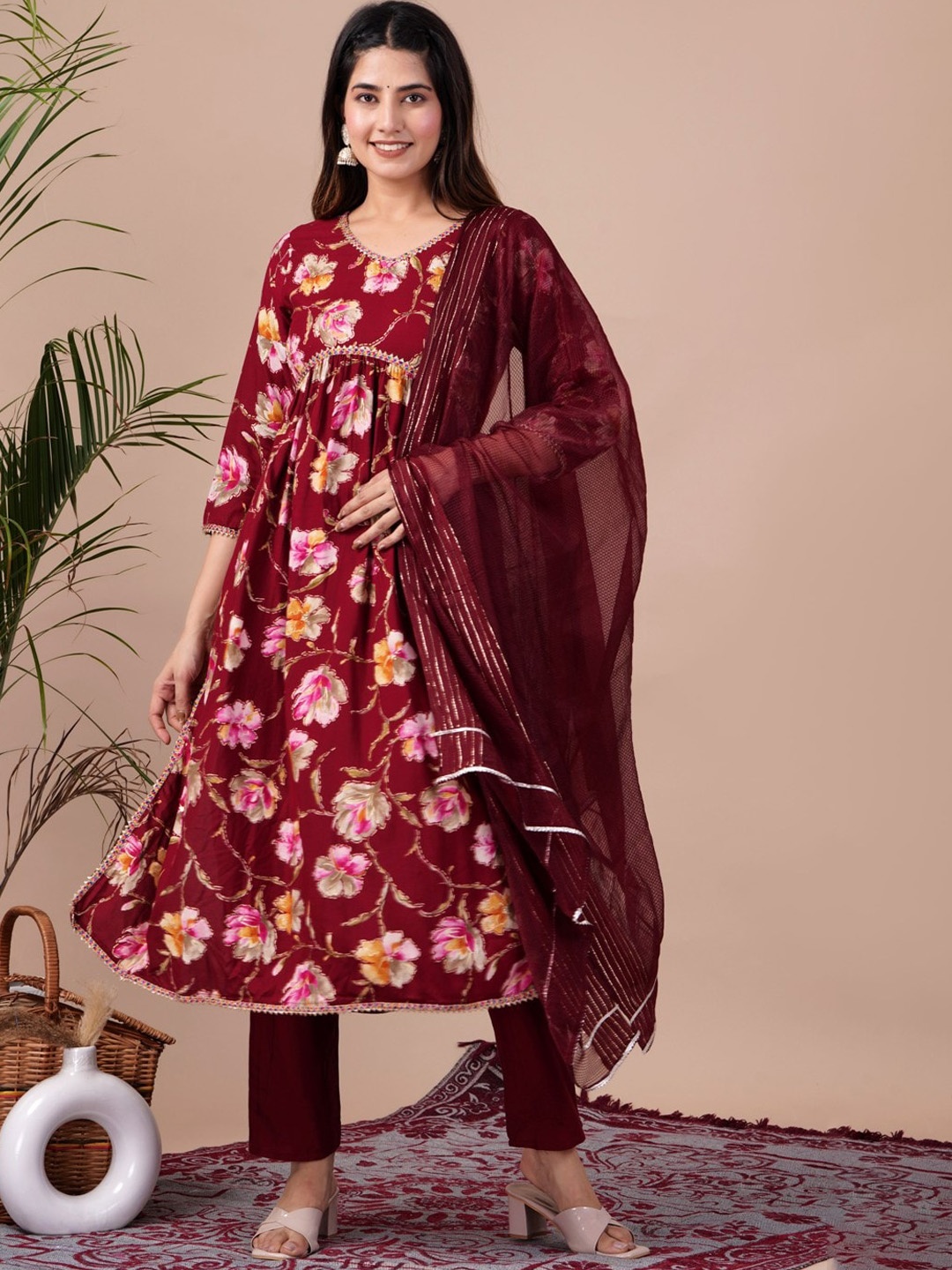 UNISETS Floral Printed Empire Kurta & Trousers With Dupatta, Maroon