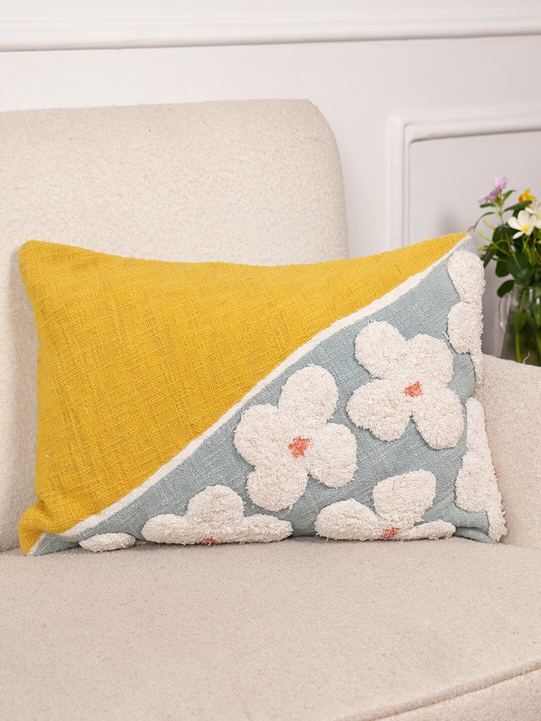 

Art Avenue Yellow & Grey Floral Rectangle Cotton Cushion Cover