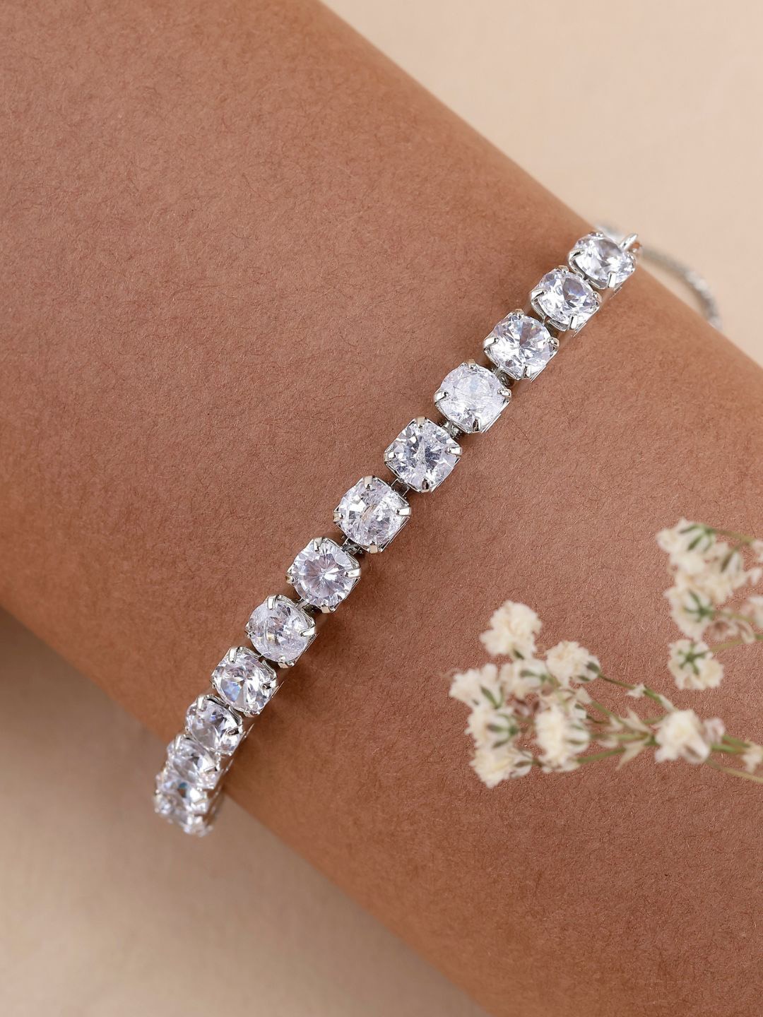 

AccessHer Women Silver Plated American Diamond Studded Link Bracelet