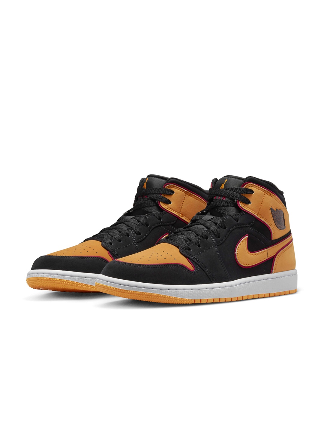 

Nike Men Air Jordan 1 Mid SE Colourblocked Sneakers, Black