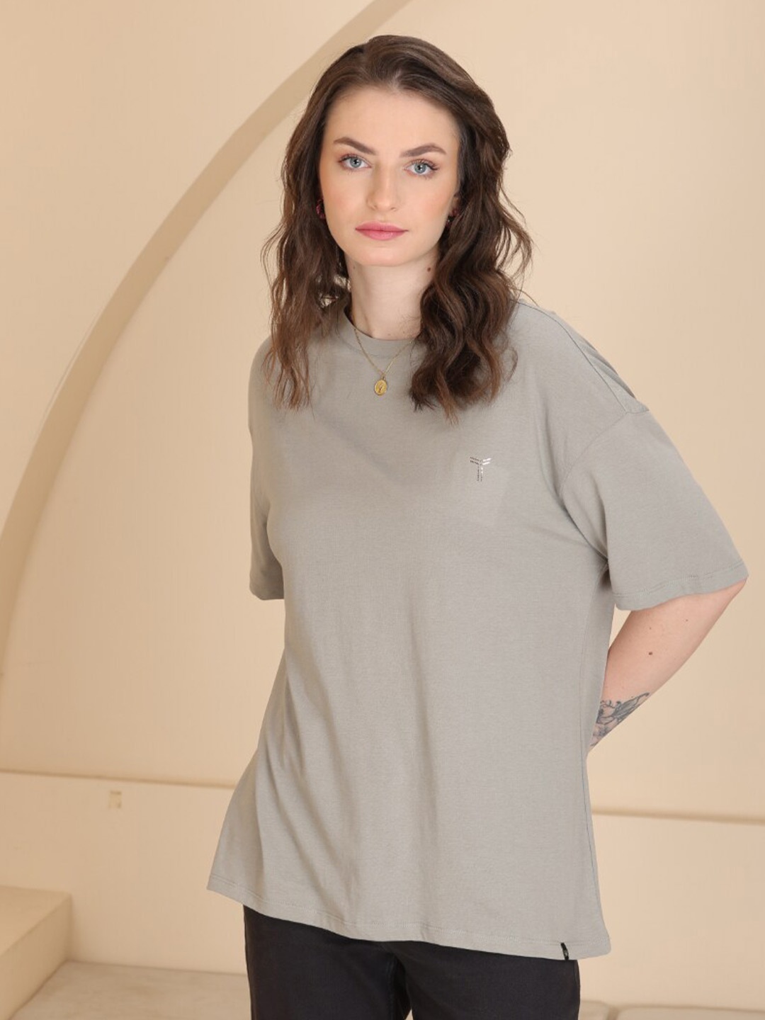 

TITTLI Round Neck Drop-Shoulder Sleeves Pure Cotton Boxy Fit T-shirt, Grey