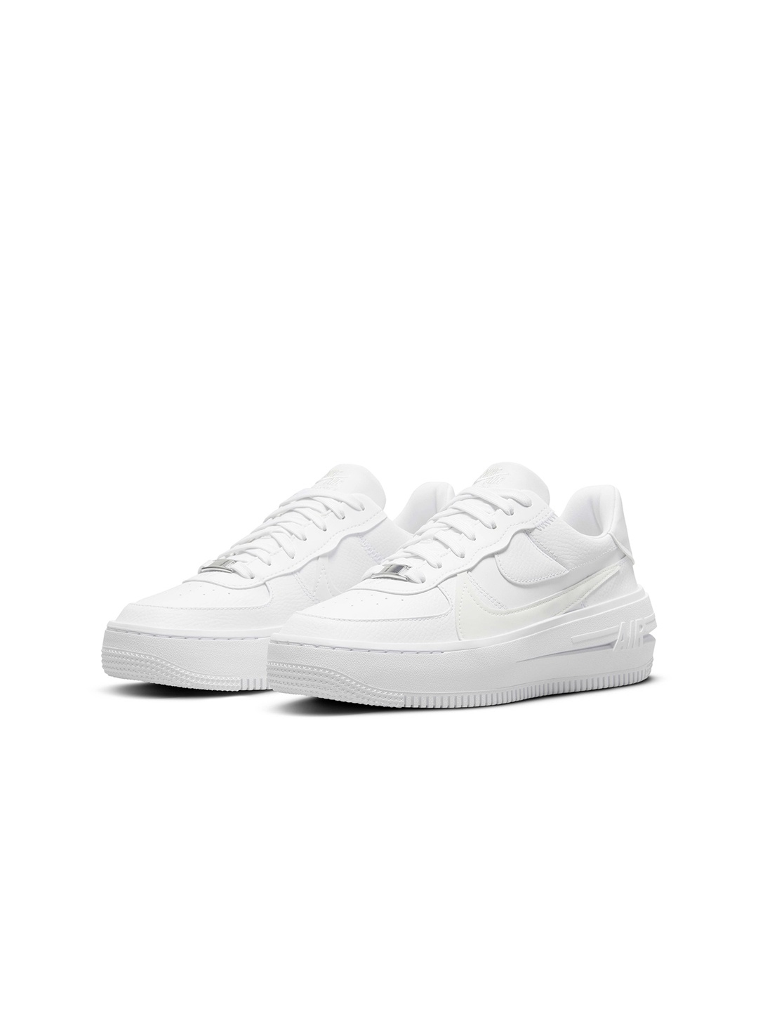 

Nike Women Air Force 1 PLT.AF.ORM Sneakers, White