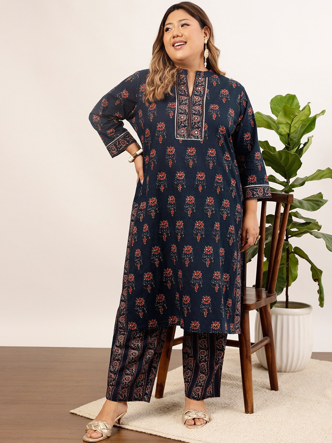 

indo street Plus Size Floral Printed Regular Gotta Patti Pure Cotton Kurta with Trousers, Navy blue