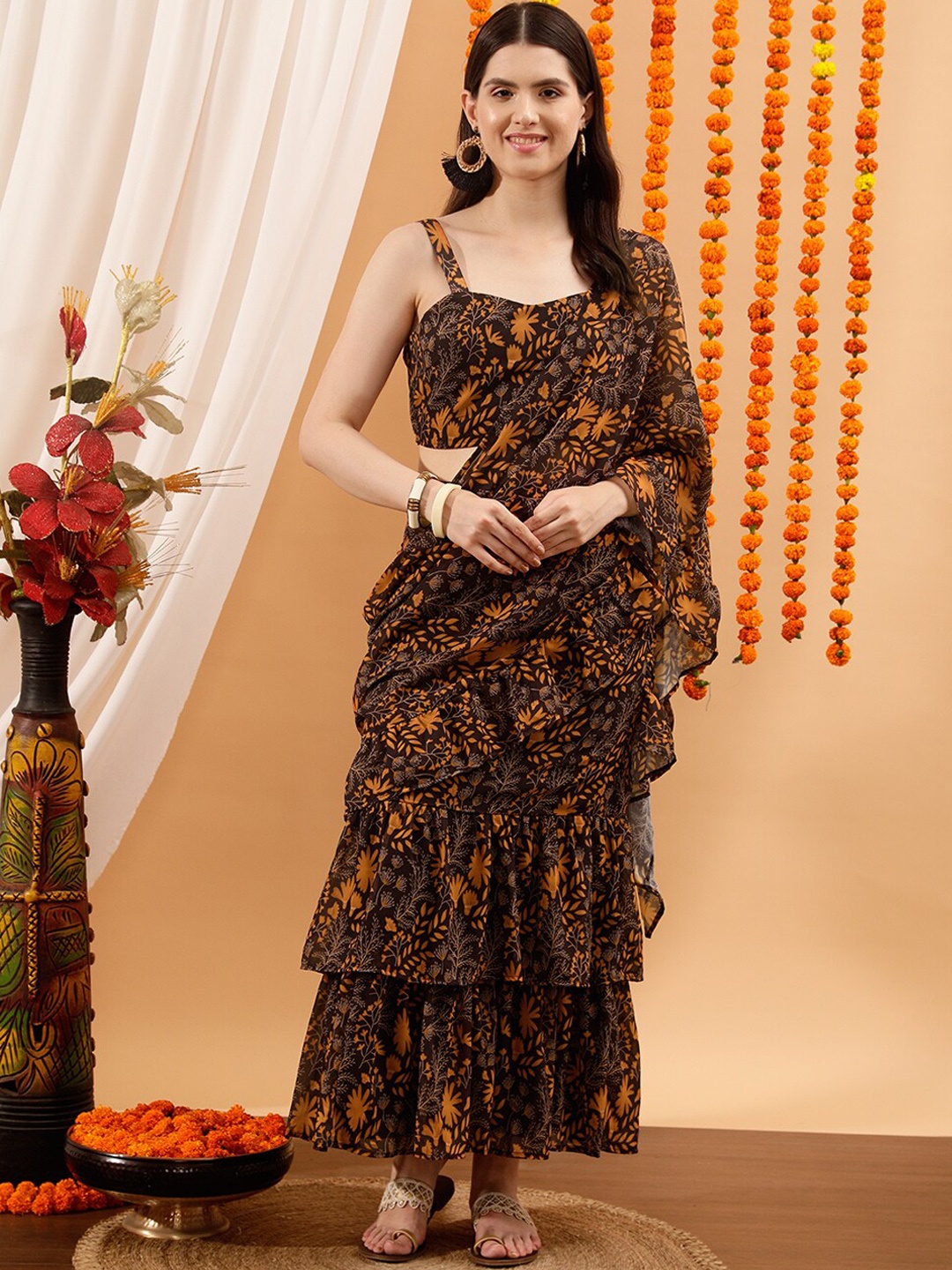 

indo street Floral Printed Ready to Wear Saree, Orange