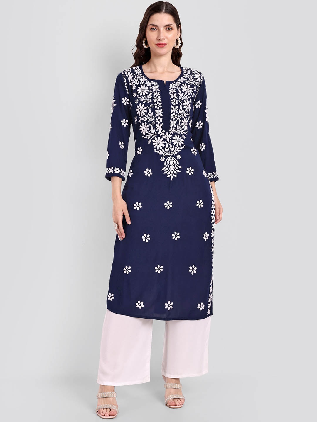 

Seva Chikan Ethnic Motifs Chikankari Embroidered Cotton Kurta, Navy blue