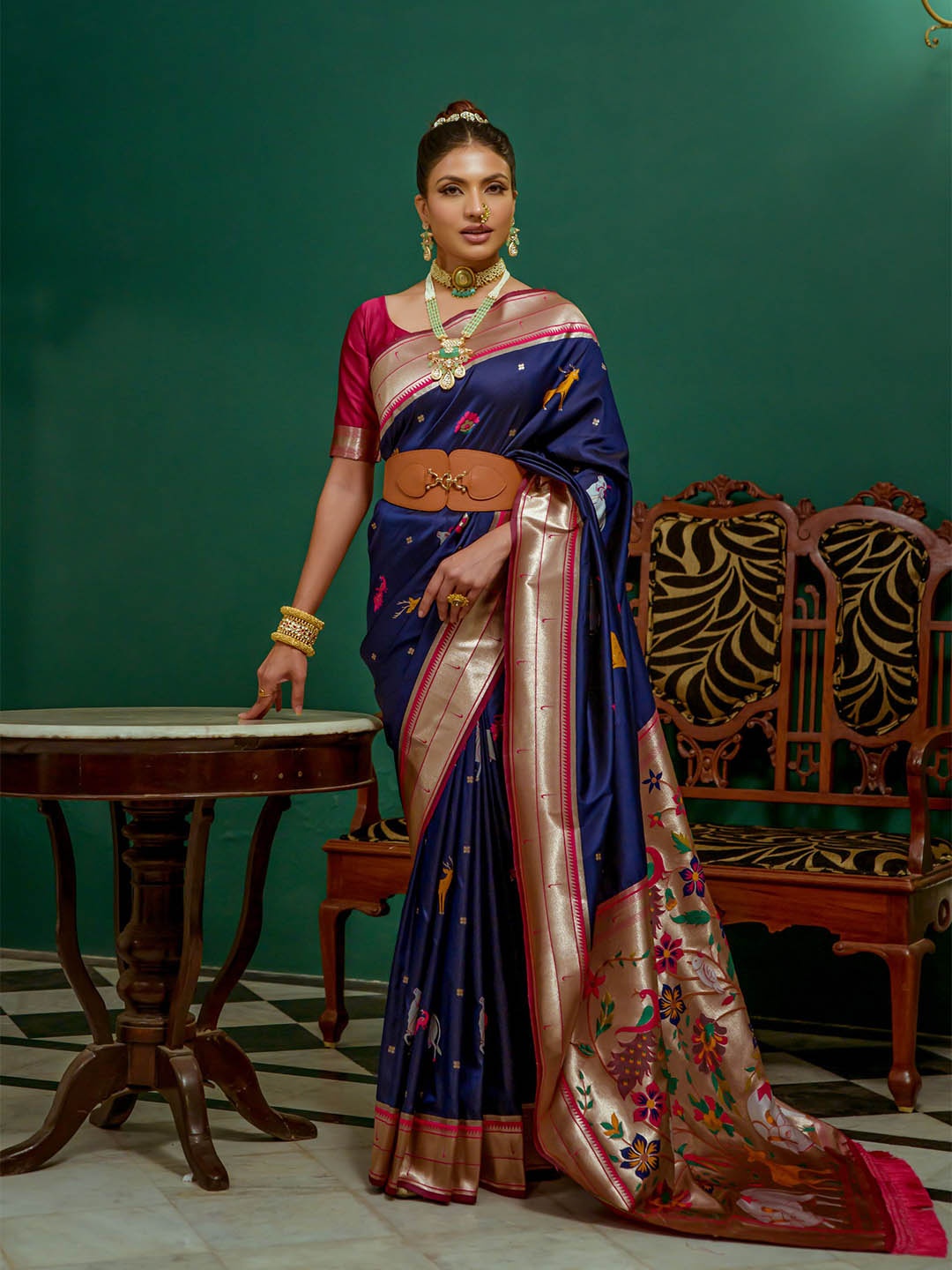 

VISHNU WEAVES Ethnic Motifs Woven Design Zari Pure Silk Paithani Saree, Navy blue