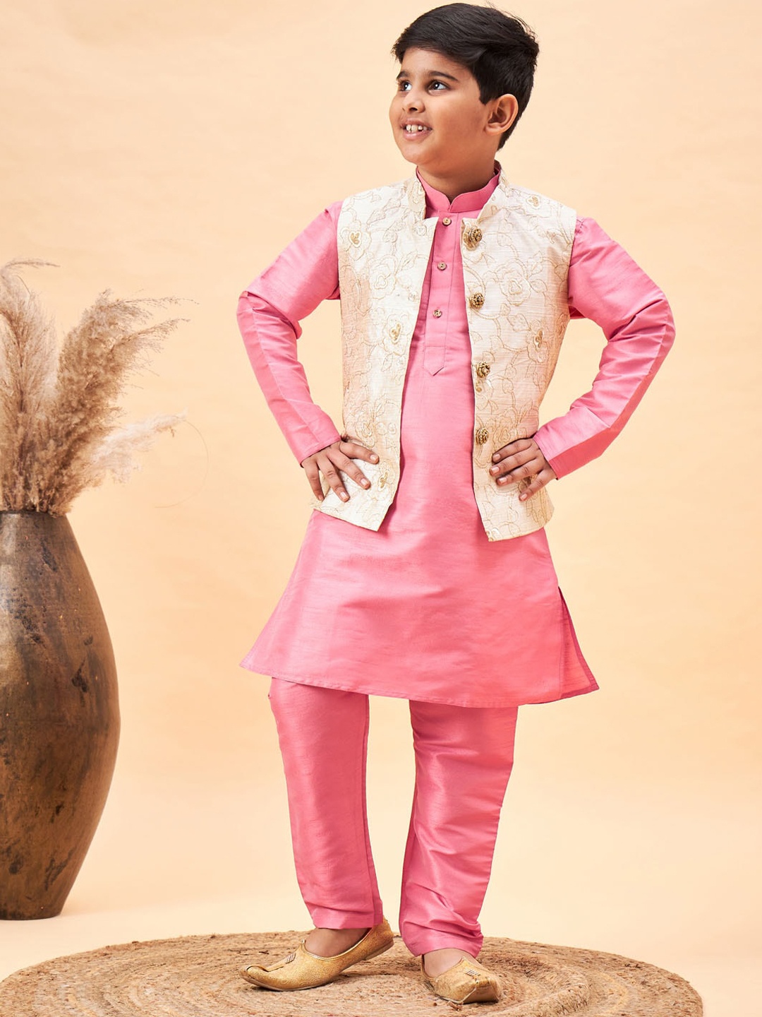 

VASTRAMAY Boys Kurta & Pyjamas With Nehru Jacket, Pink
