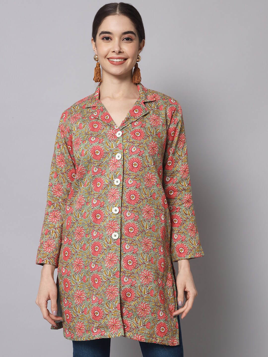 

Sangria Floral Printed Cotton Casual Longline Shacket, Green