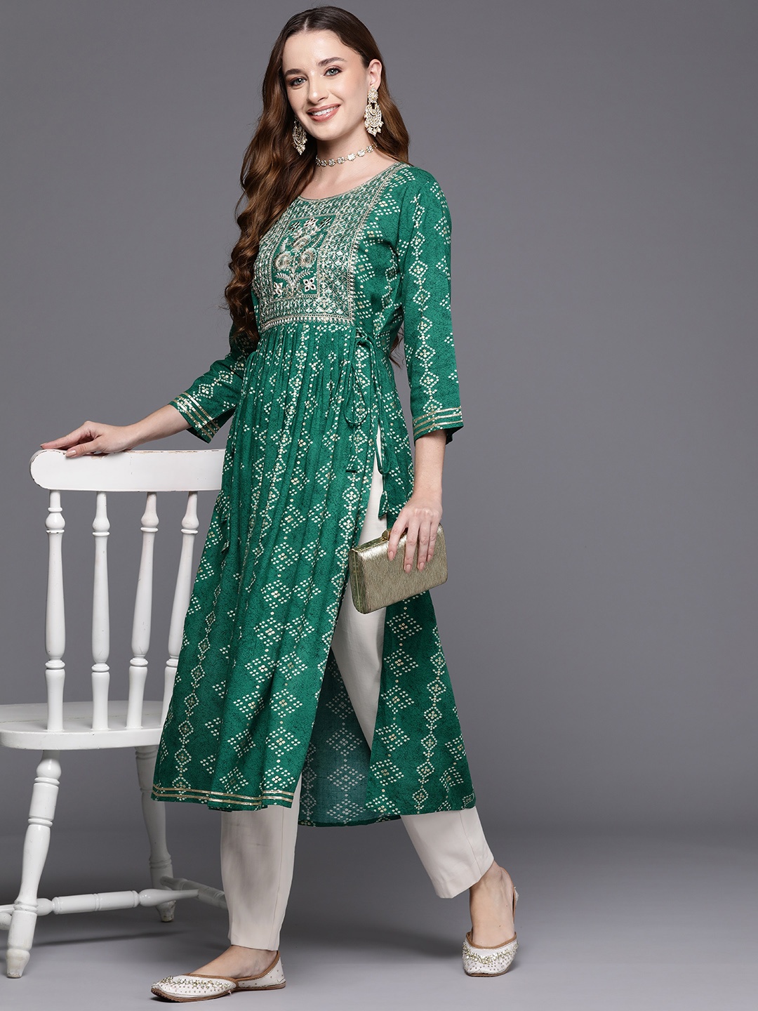 

Indo Era Bandhani Printed Sequinned Kurta, Green