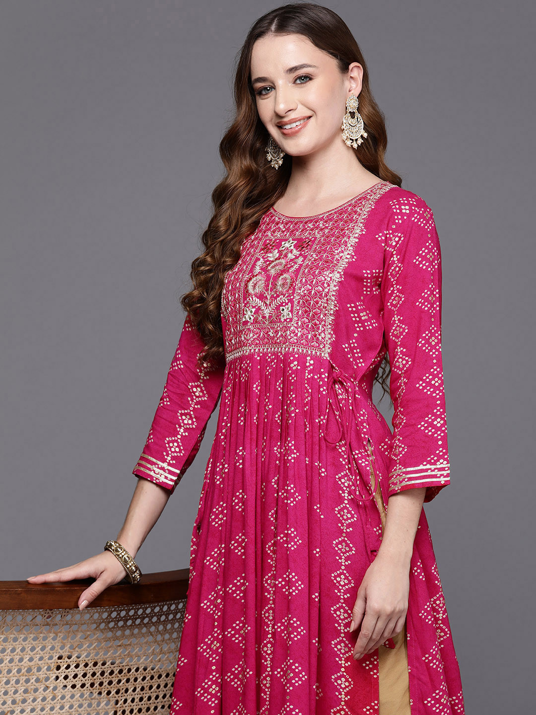 

Indo Era Bandhani Embroidered Sequinned Kurta, Pink
