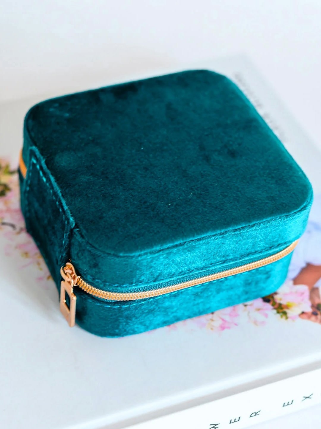 

YouBella Blue Fabric Jewellery & Makeup Organiser