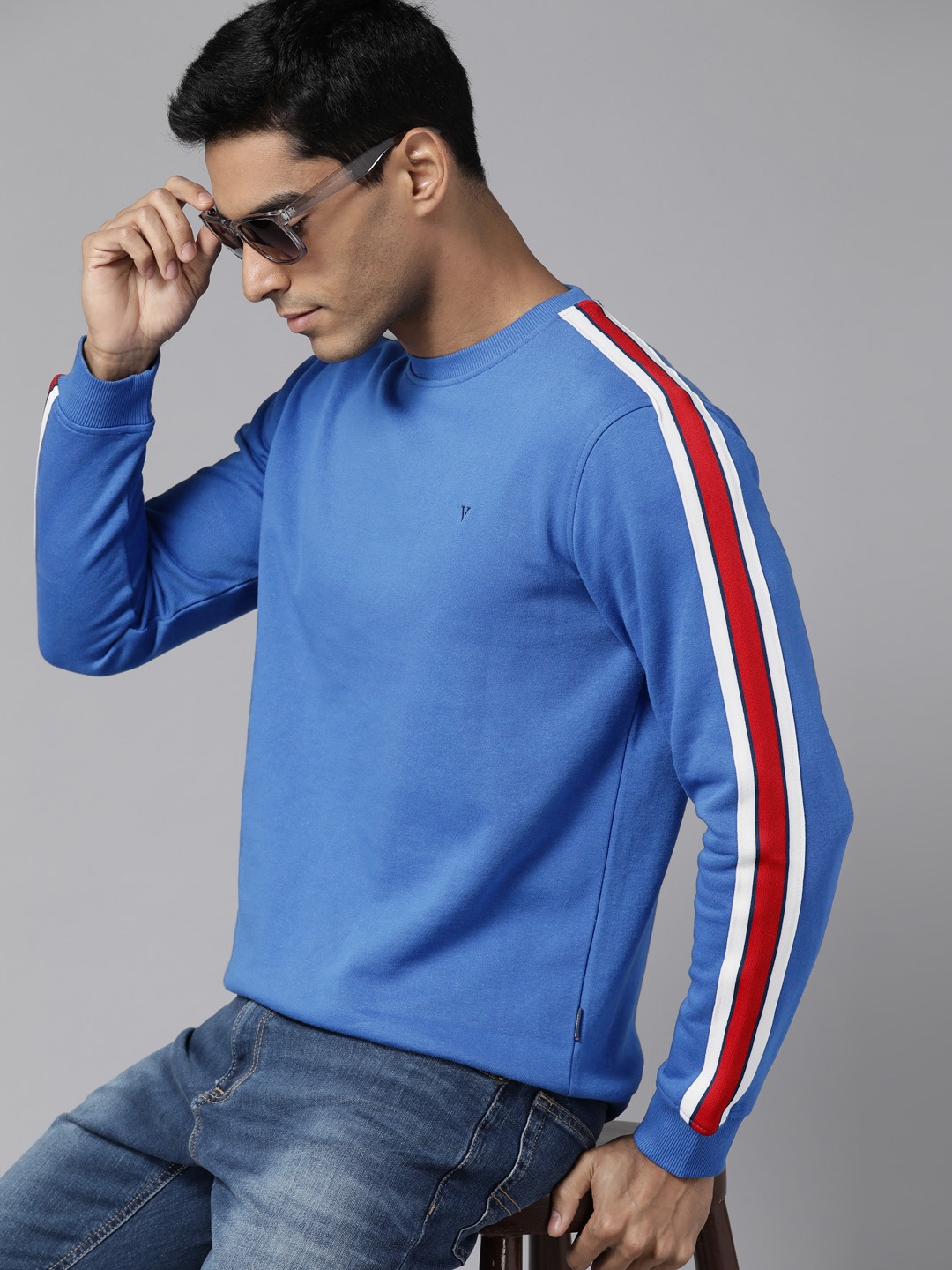 

Van Heusen Men Slim Fit Solid Sweatshirt, Blue