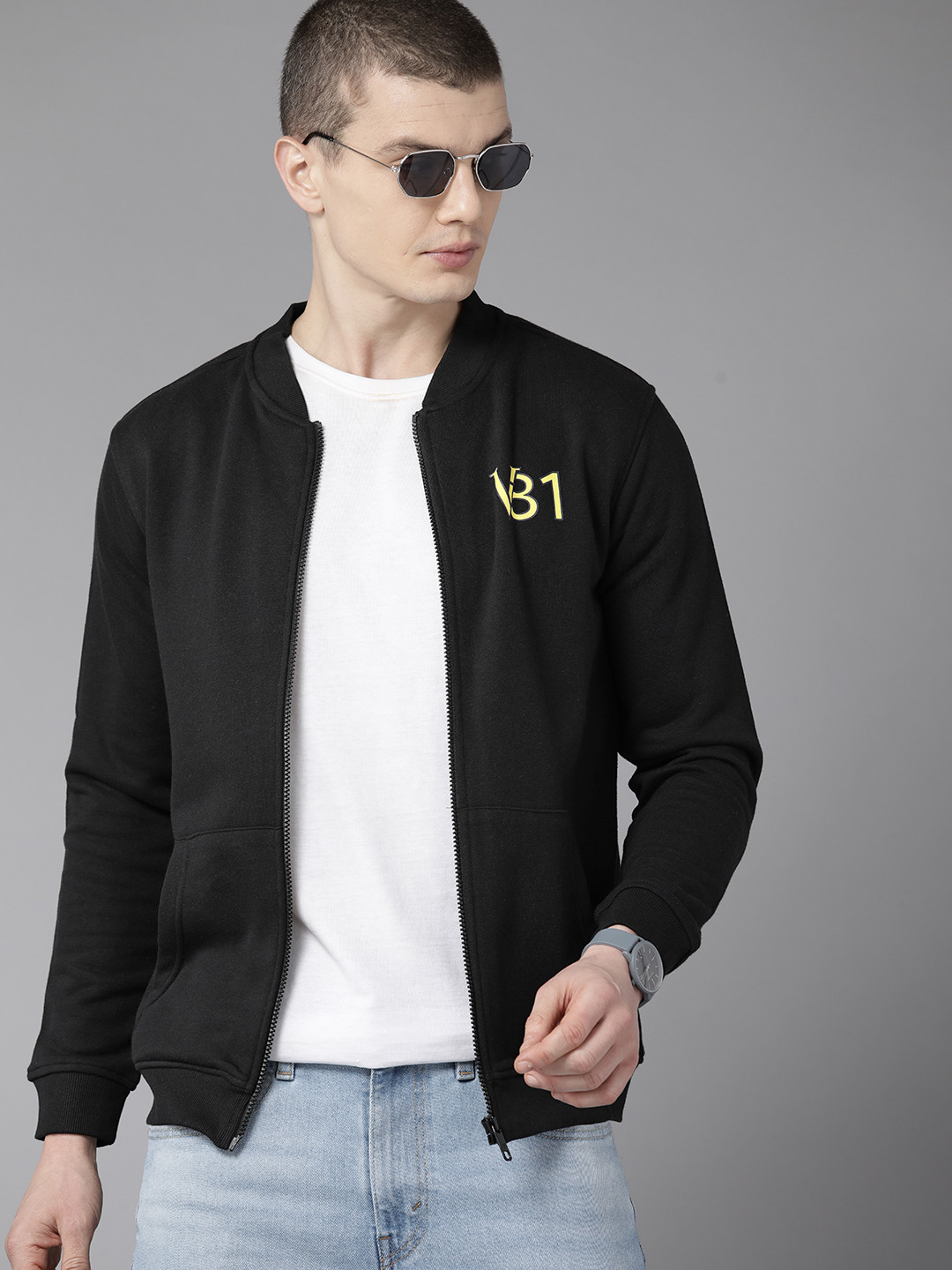 

Van Heusen Men Solid Zipper Sweatshirt, Black