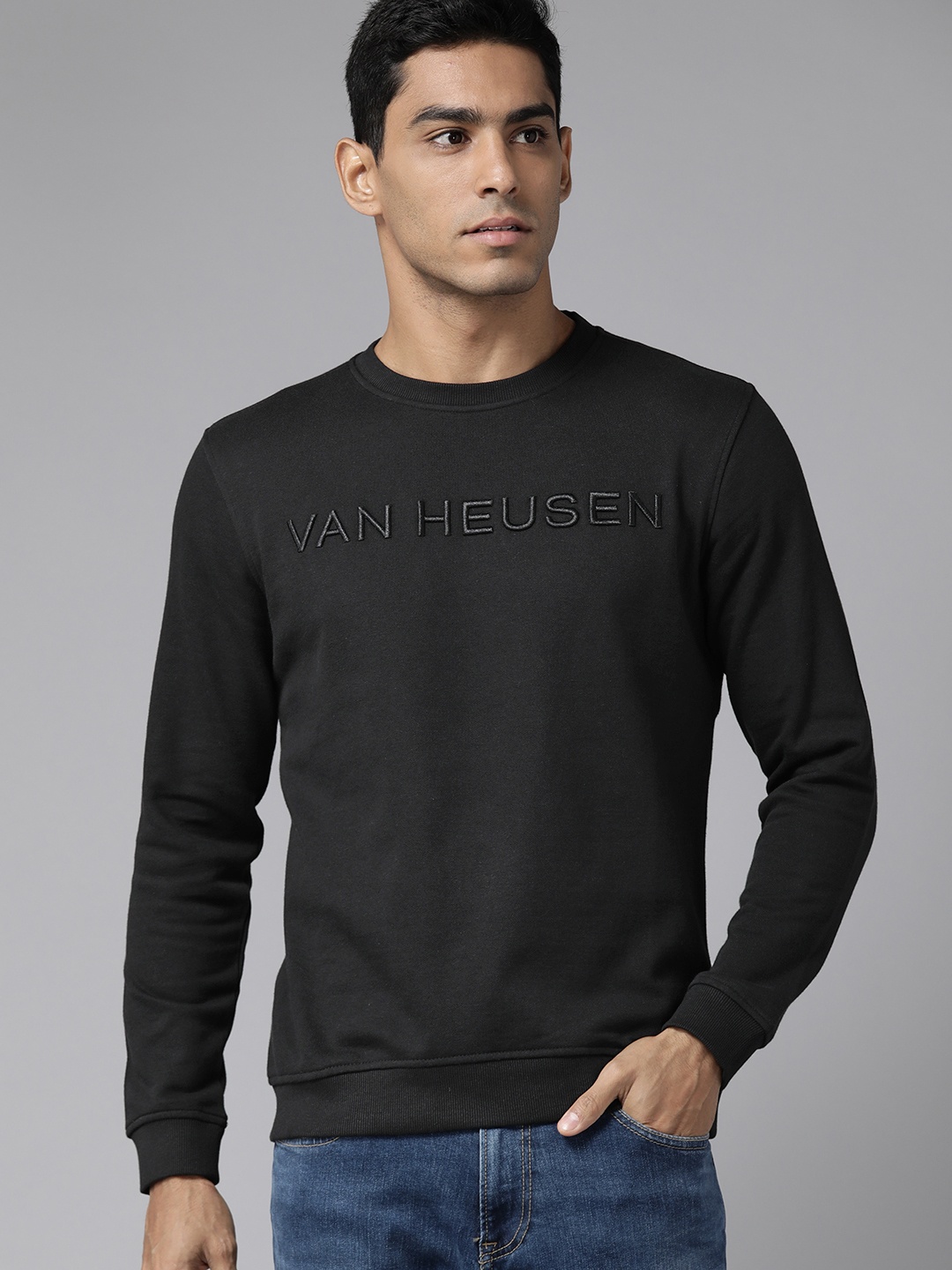 

Van Heusen Men Slim Fit Brand Logo Embroidered Sweatshirt, Black