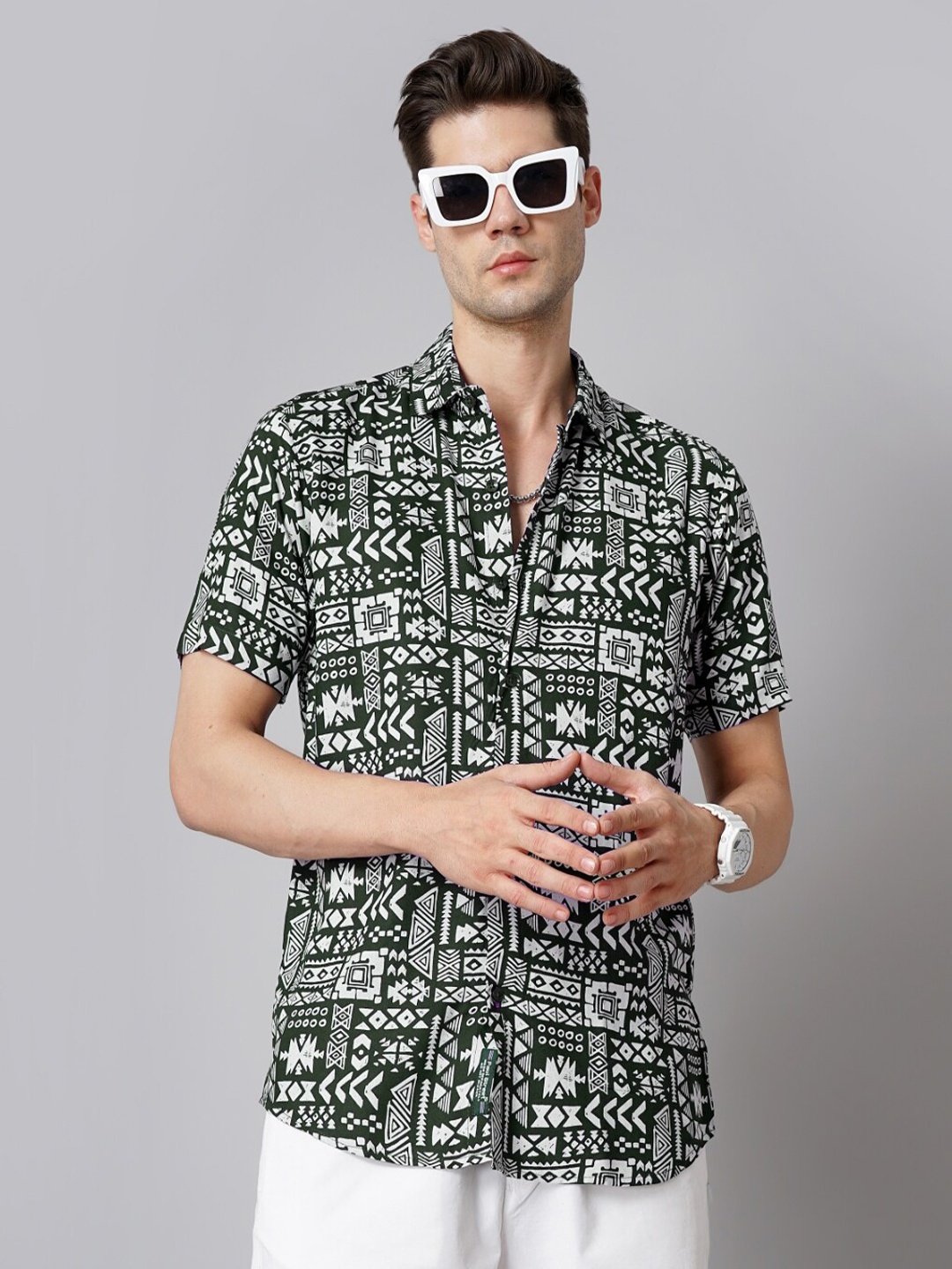 

PAUL STREET Standard Tribal Printed Spread Collar Casual Shirt, Green