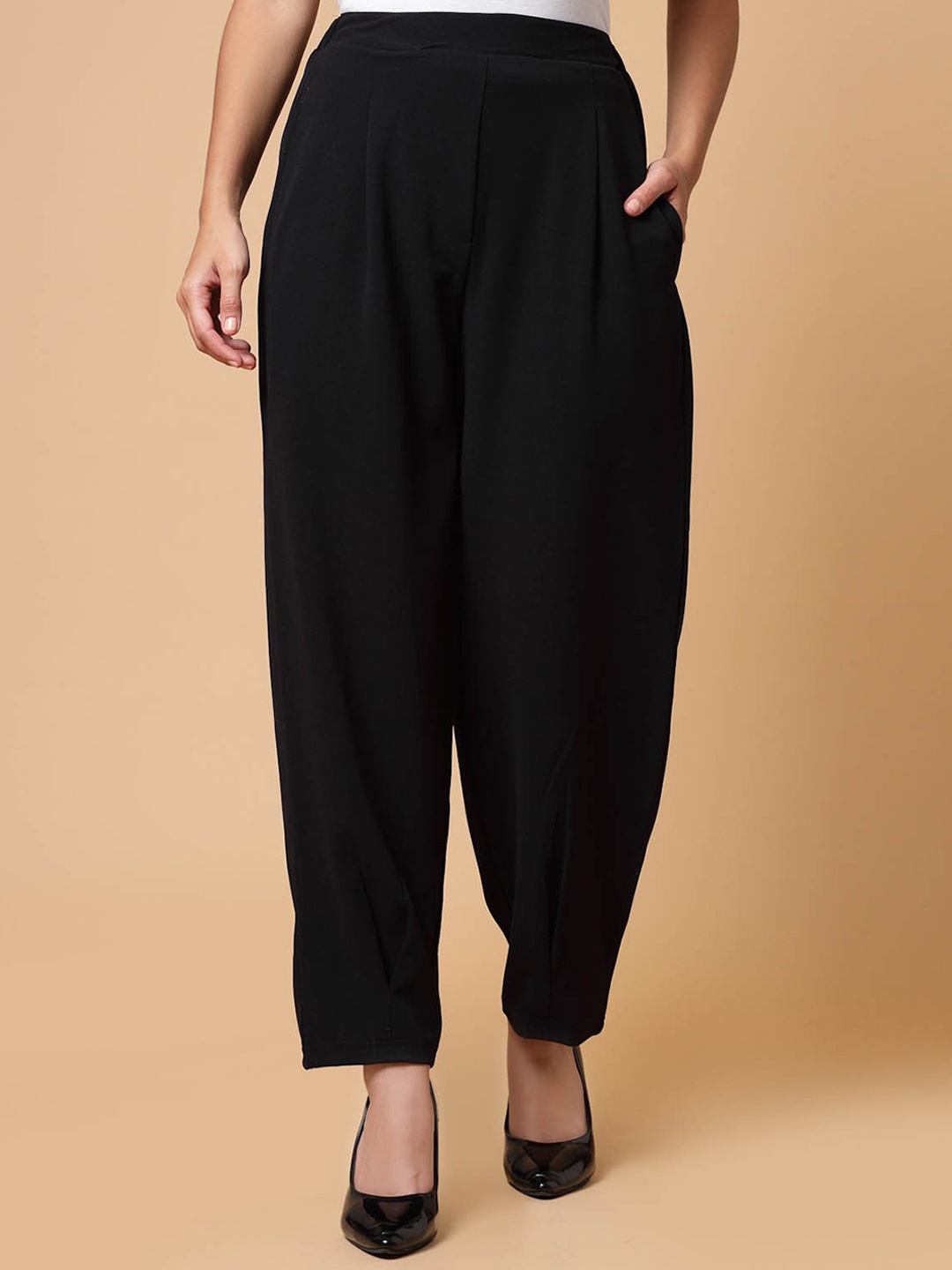 

plusS WORX Women Black Solid Pleated Trousers