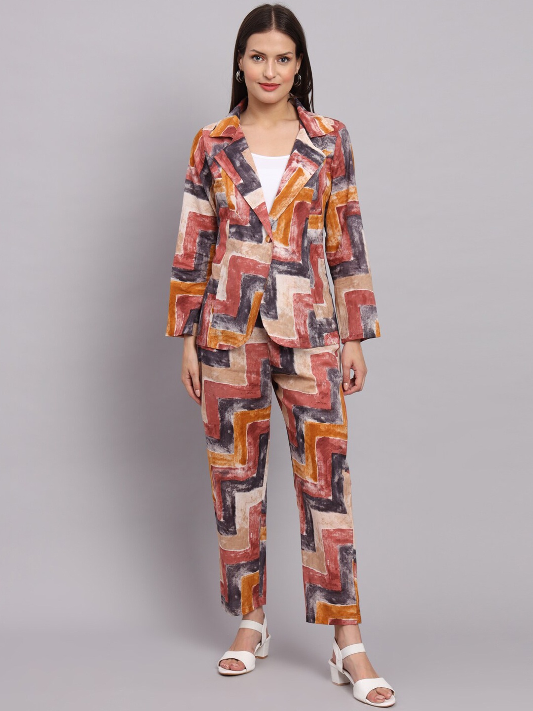 

DECKEDUP Printed Coat With Trousers Co-Ords, Maroon