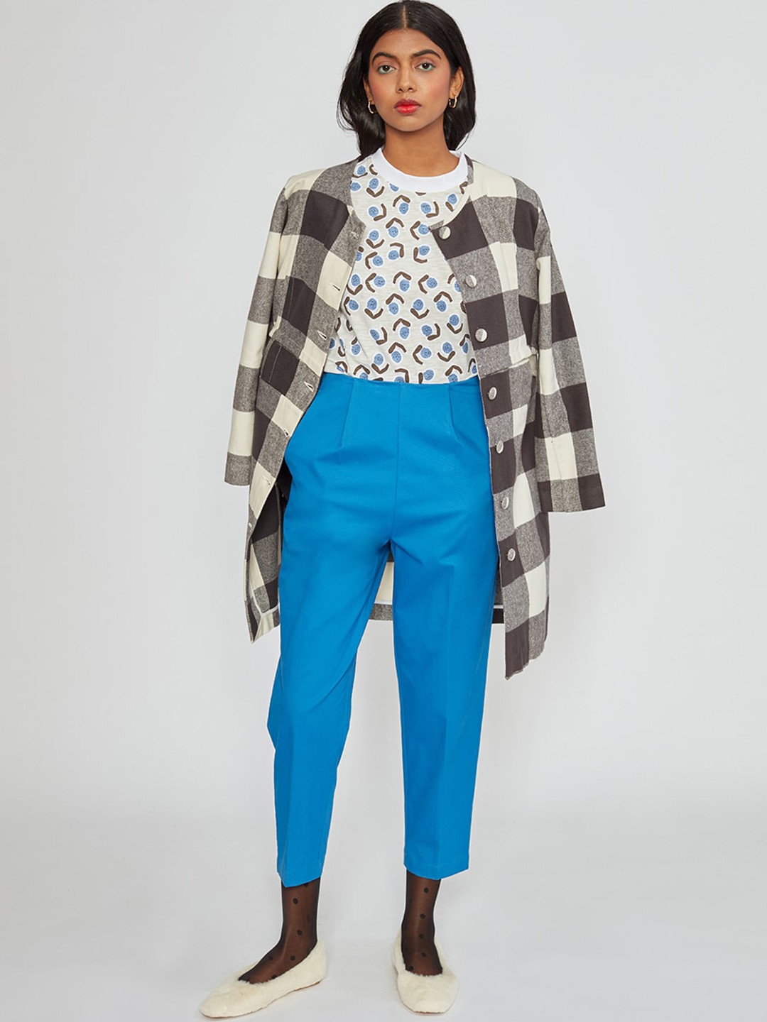 

Bhaane Women Relaxed Fit Cotton Cropped Trousers, Blue