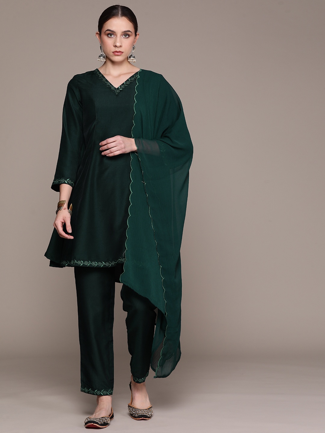 

Moda Rapido A-Line Kurti with Trousers & Dupatta, Green