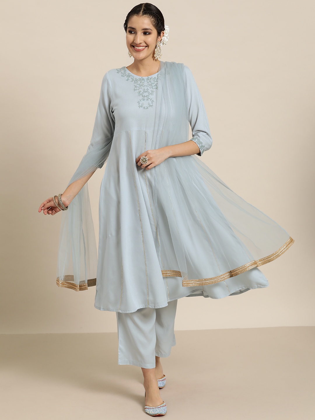 

HERE&NOW Floral Thread Work Kurta with Trousers & Dupatta, Blue