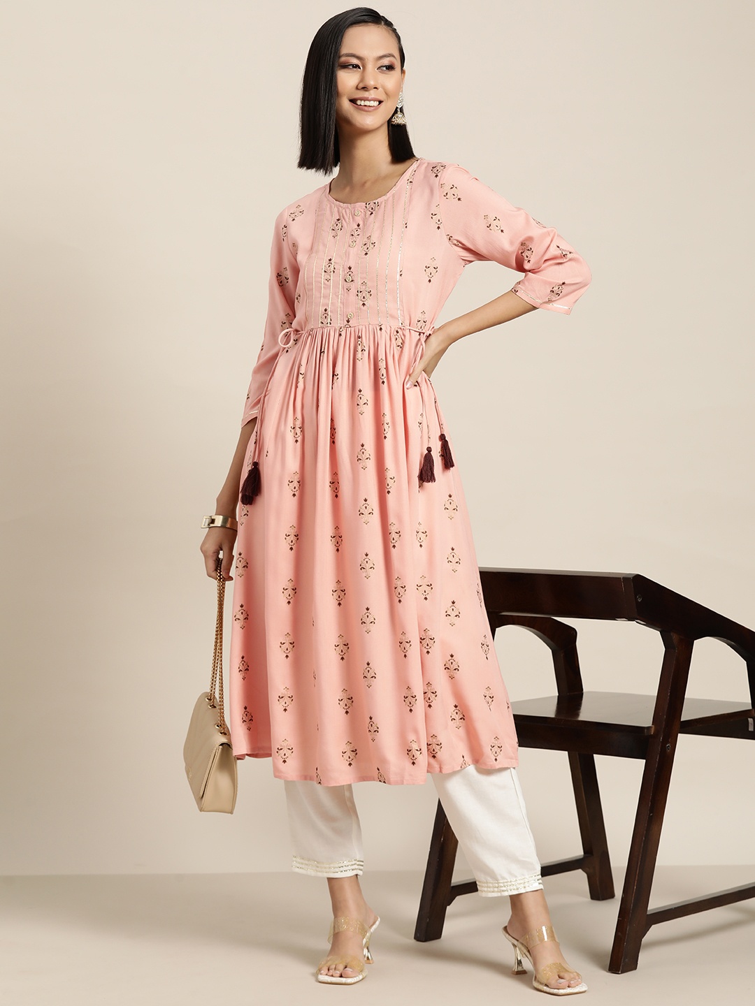 

HERE&NOW Ethnic Motifs Printed Gotta Patti Tie-Up Kurta, Pink
