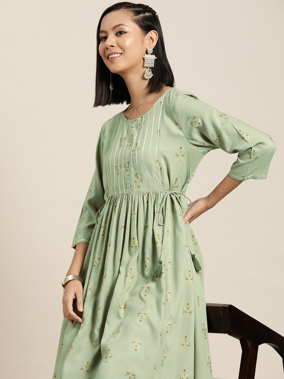 

HERE&NOW Ethnic Motifs Printed Gotta Patti Tie-Up Kurta, Green