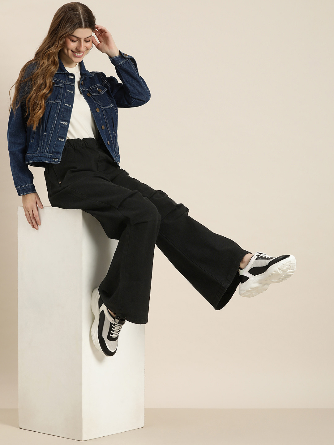 

HERE&NOW Women Slouchy Fit Stretchable Jeans, Black