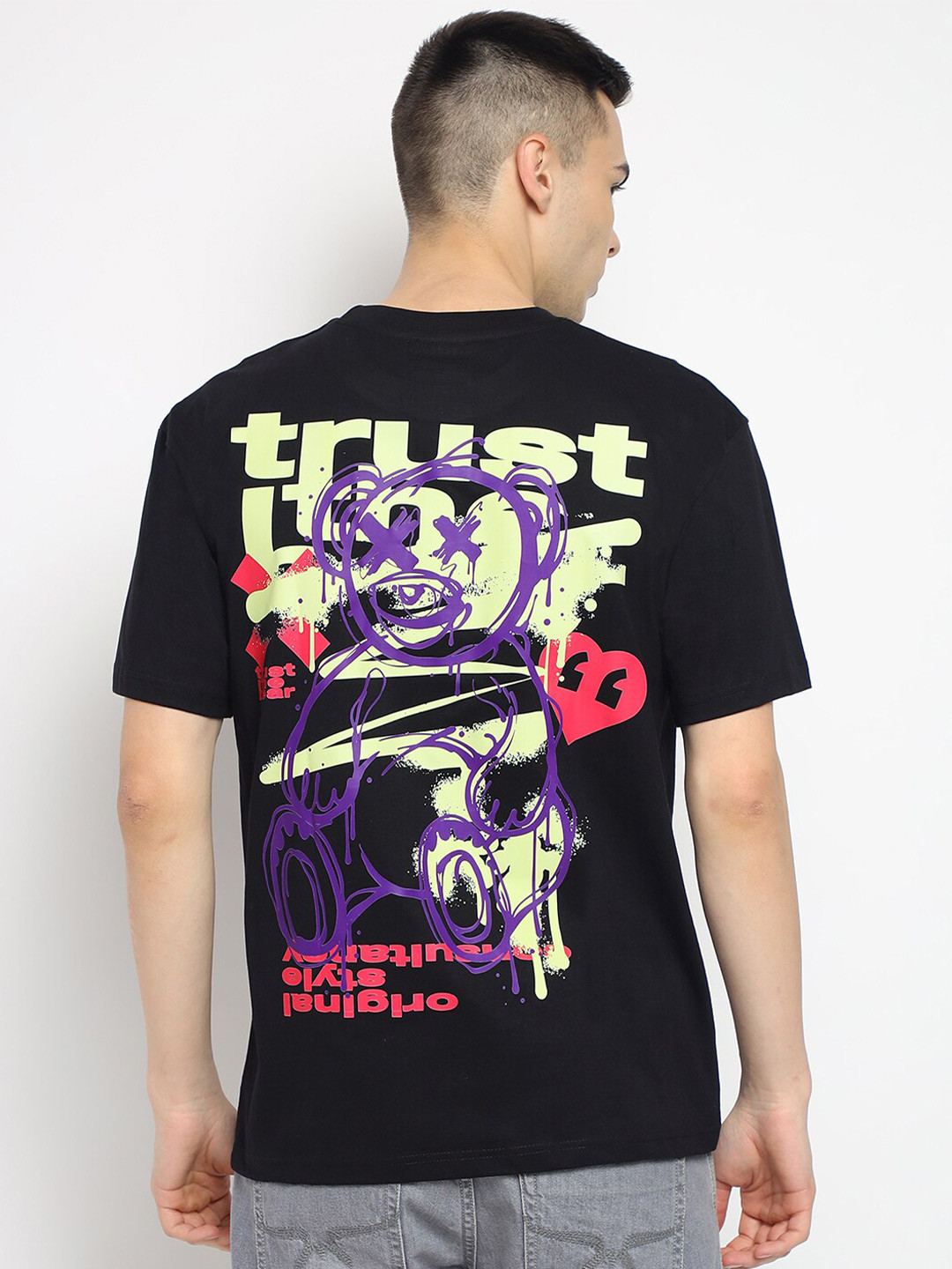 

THREADCURRY Graphic Printed Cotton T-Shirt, Black