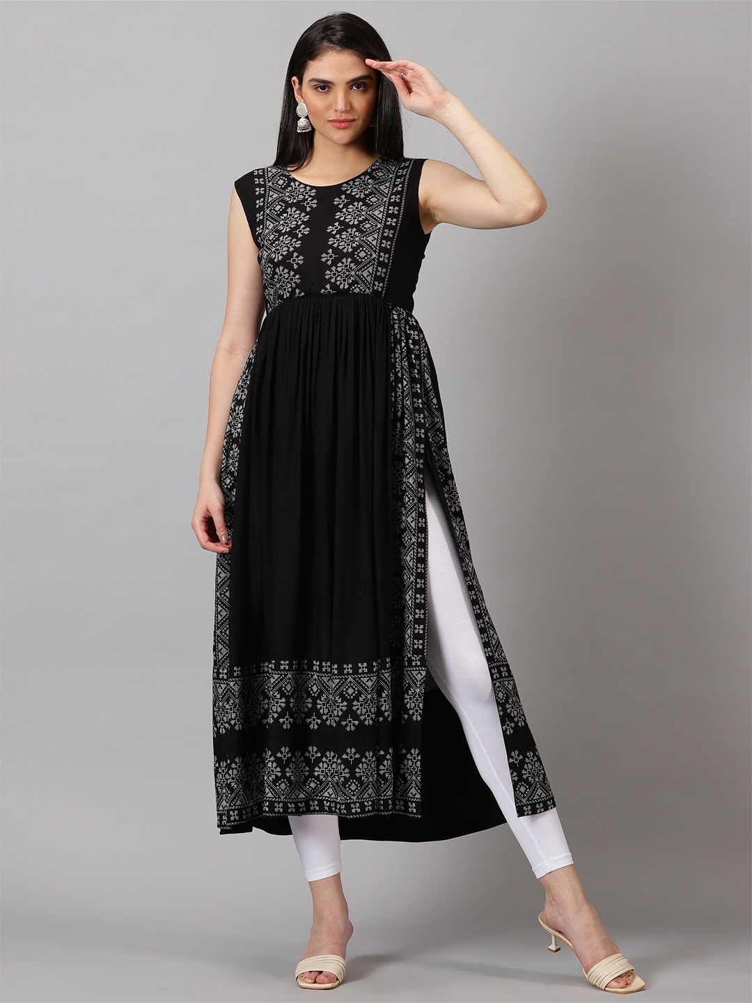 

DK FAB Ethnic Motifs Printed Straight Kurta, Black