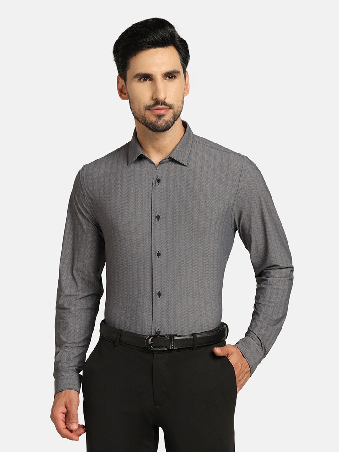 

Blackberrys India Slim Slim Fit Vertical Striped Pure Cotton Formal Shirt, Black