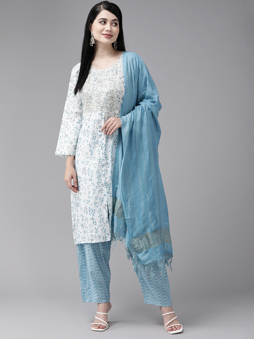 

Aarika Floral Printed Regular Sequinned Pure Cotton Kurta with Trousers & Dupatta, Blue