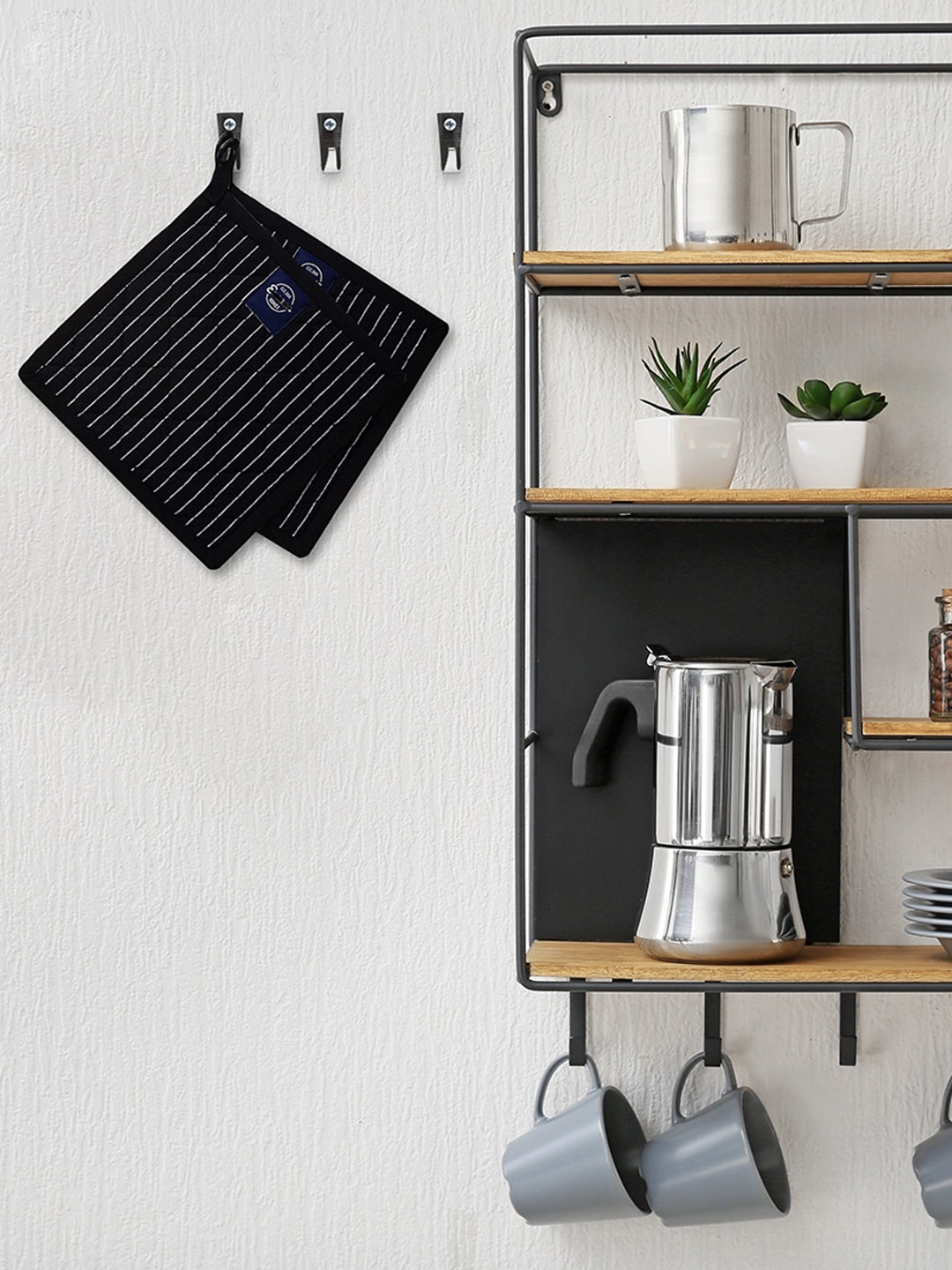 

Encasa Homes 2 Pcs Black & White Striped Pot Holders