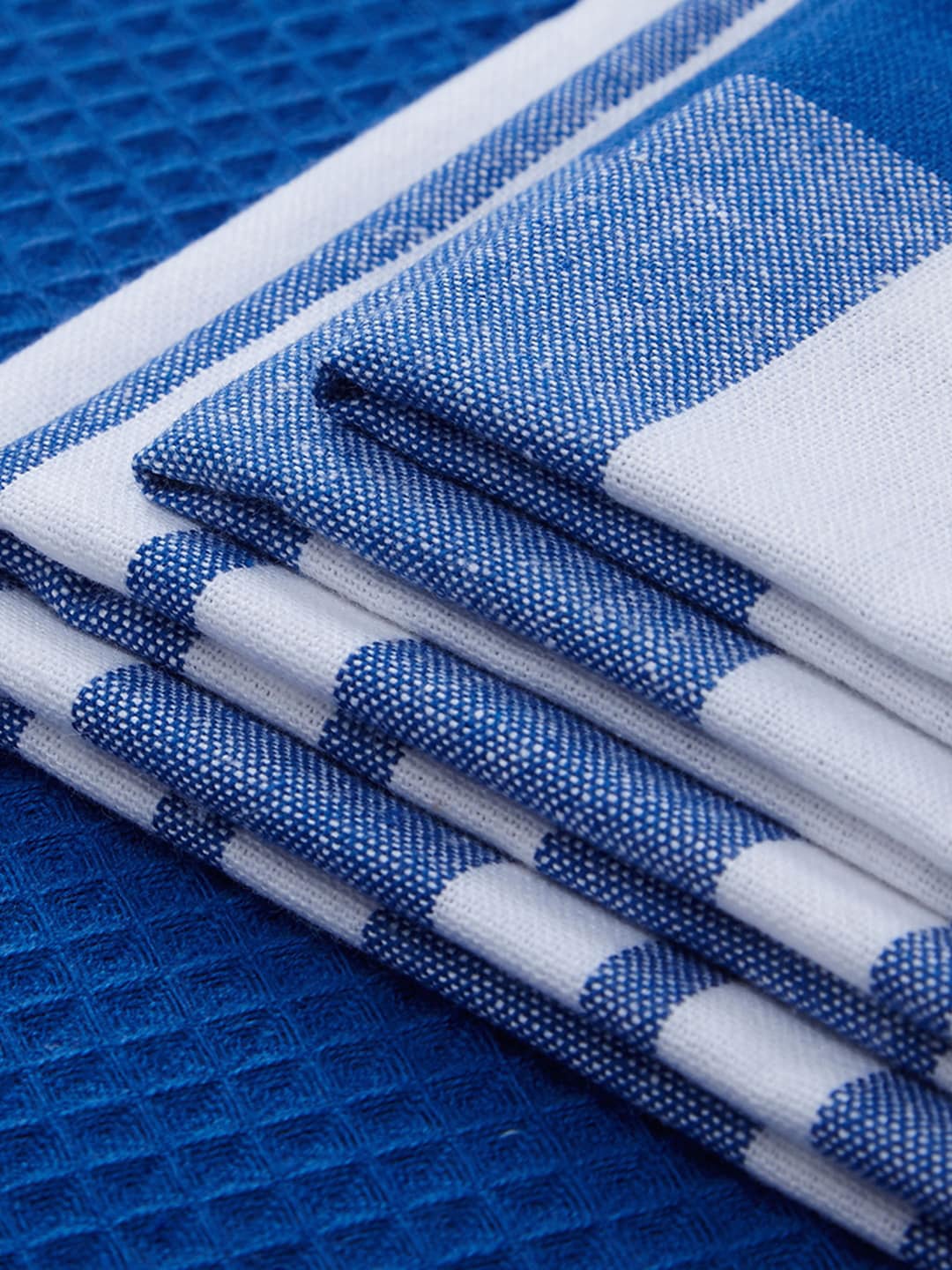 

Encasa Homes Blue & White 5 Pieces Cotton Kitchen Towels