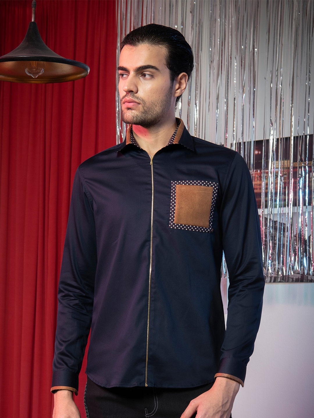

ABKASA Sharp Spread Collar Cotton Casual Shirt, Navy blue