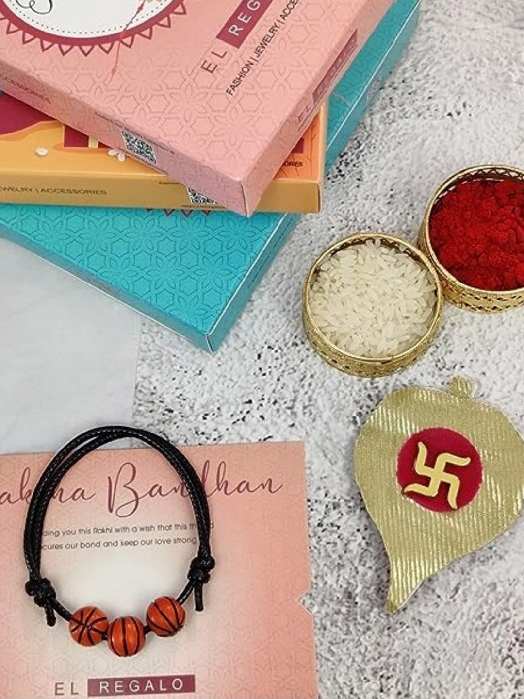 

EL REGALO Men Charm Detail Rakhi With Roli Chawal, Black