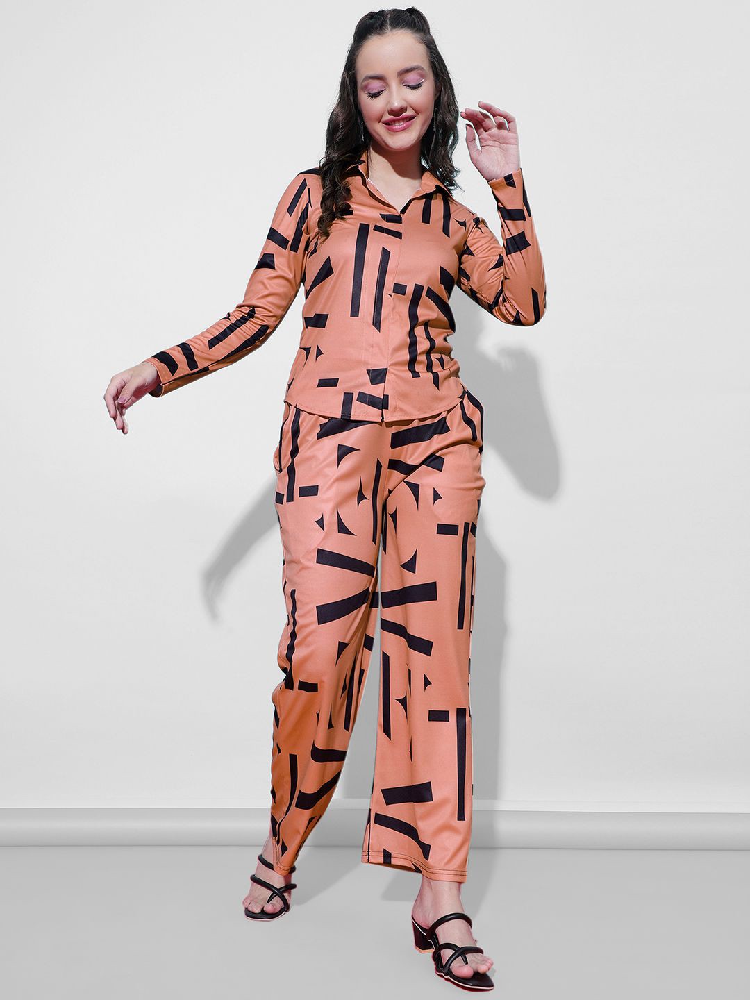 

Selvia Abstract Printed Co-Ords, Orange
