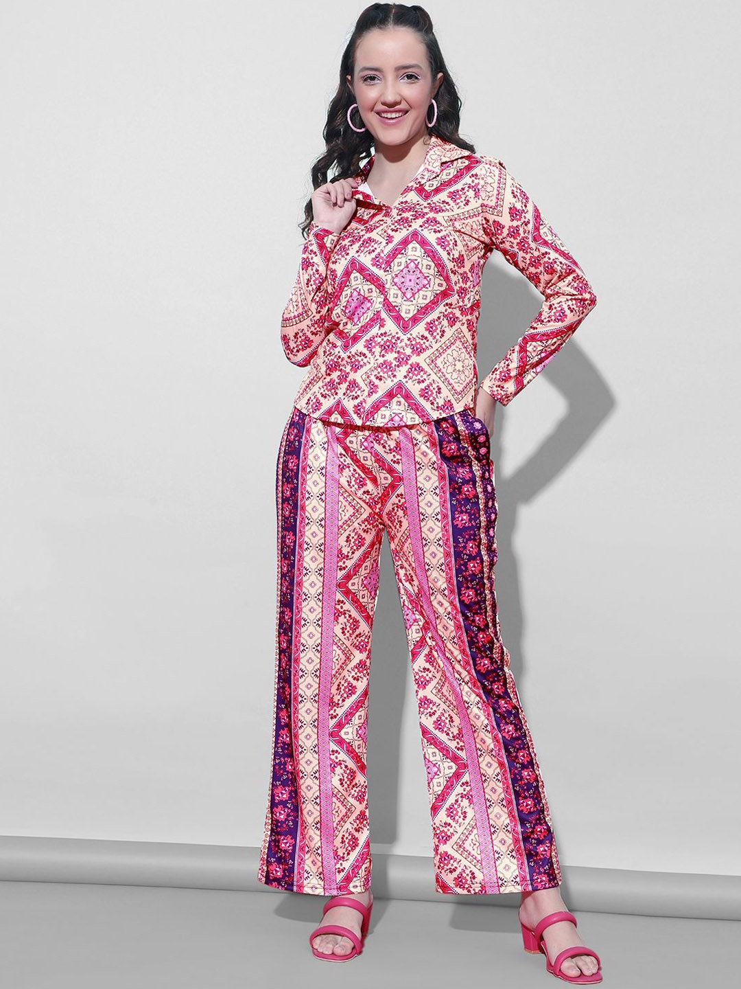 

Selvia Printed Top With Trousers Co-Ords, Beige