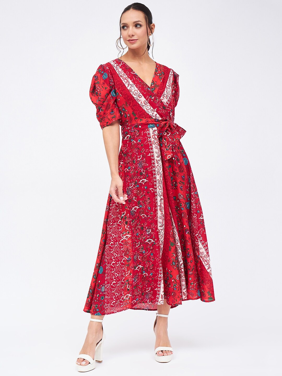 

Harpa Floral Printed V-Neck Puff Sleeves Fit and Flare Dress, Red