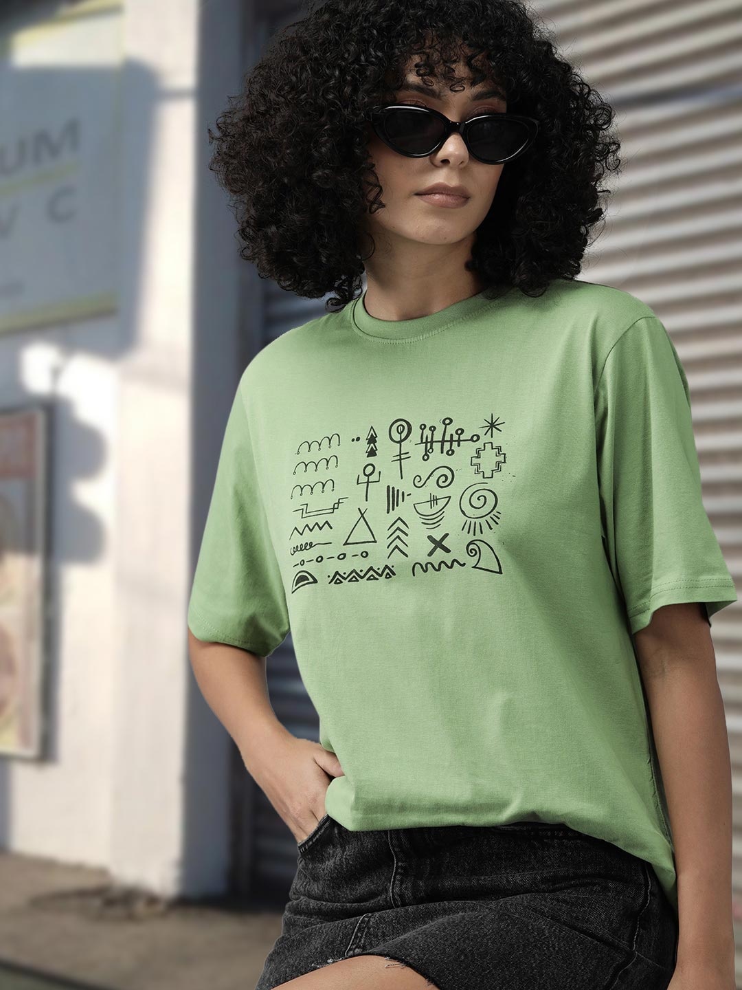 

Roadster Women Drop-Shoulder Sleeves Pure Cotton T-shirt, Green